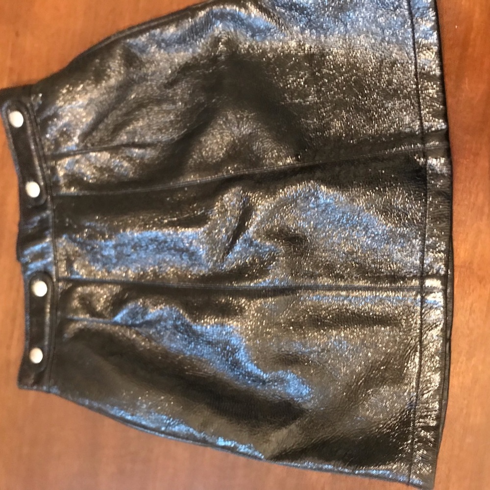 Moussy Black patten leather mini